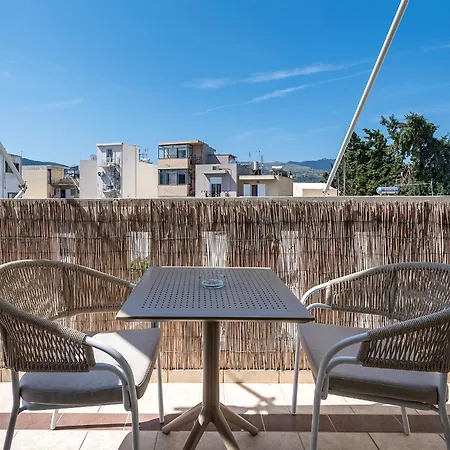 Aelia Apartment